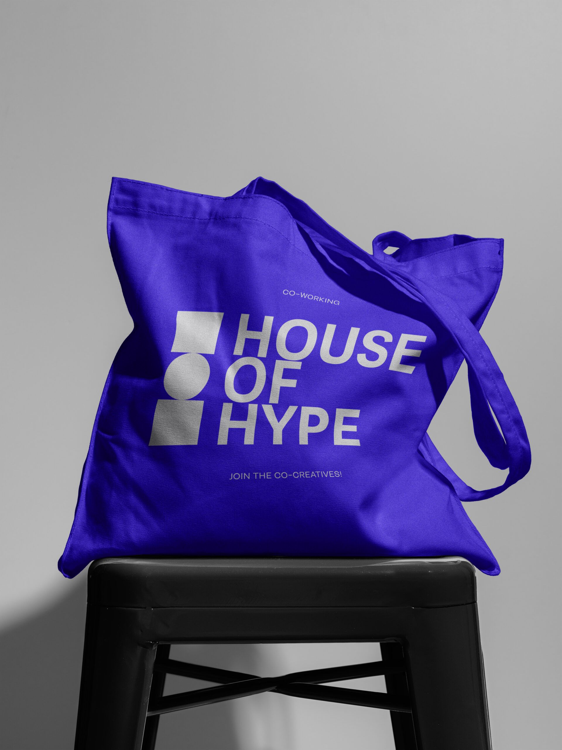 Tote_Bag_02_Mockup_BYLD